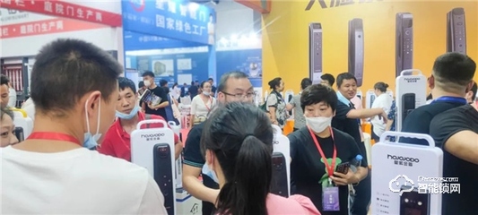 皇家金盾人脸锁 重新定义家庭礼仪服务新标准